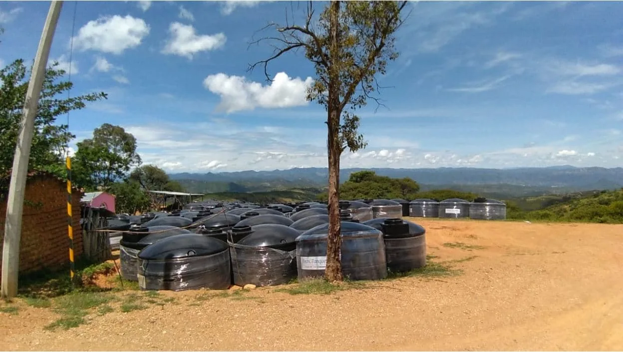 tanques-5-mil-litros tanques-de-agua-5-mil-litros